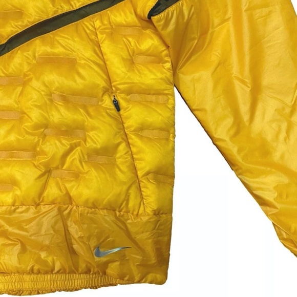 Nike Aeroloft Running Jacket CU7792-743 (Yellow) - Picture 3 of 4
